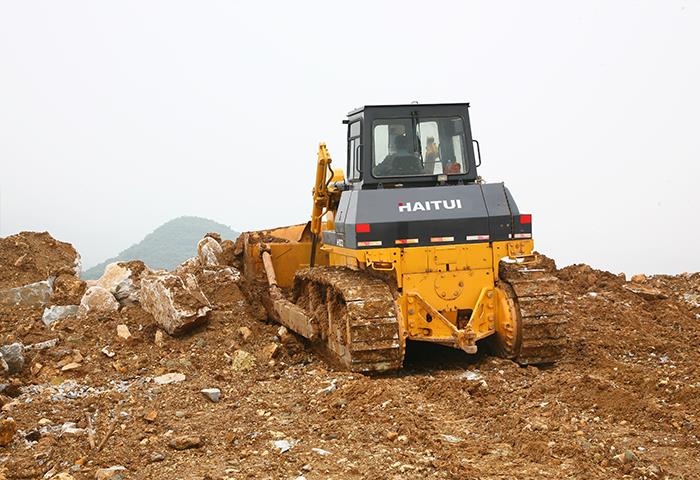 D8 bulldozer 4